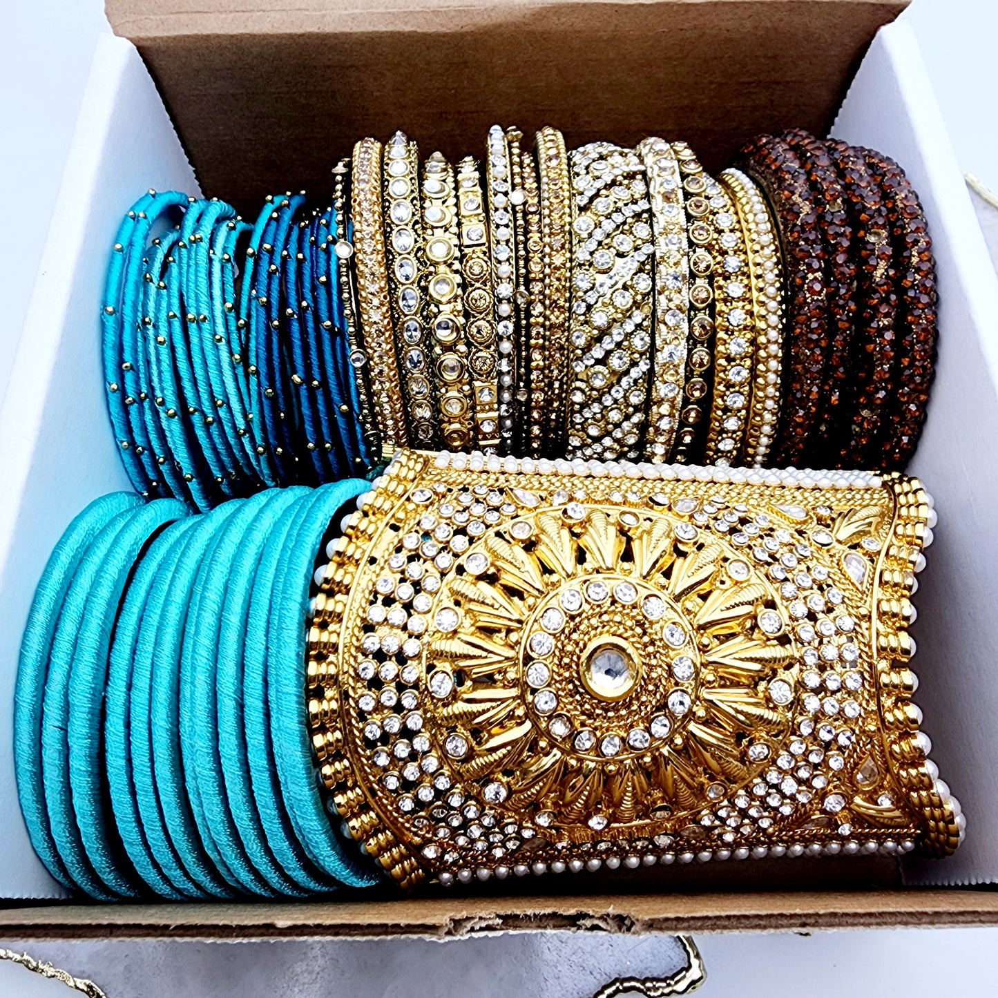 Clearance Bangle Box 2/$40