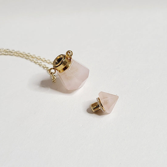 Load image into Gallery viewer, Pink Rose - rhombus Necklace Indian Necklace , South Asian Necklace , Pakistani Necklace , Desi Necklace , Punjabi Necklace , Tamil Necklace , Indian Jewelry
