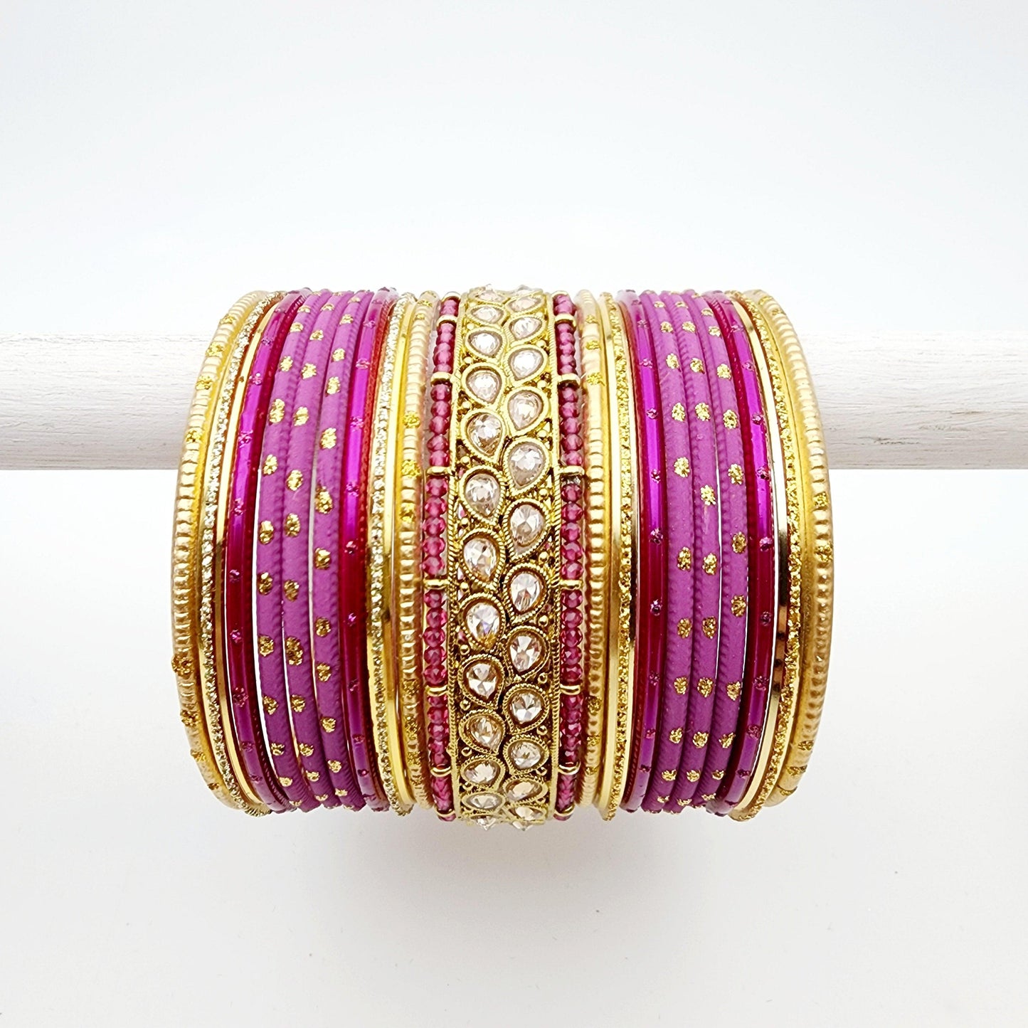 Load image into Gallery viewer, Austin Bangle Set Indian Bangles , South Asian Bangles , Pakistani Bangles , Desi Bangles , Punjabi Bangles , Tamil Bangles , Indian Jewelry
