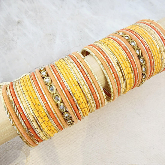 Load image into Gallery viewer, Virginia Bangle Set Indian Bangles , South Asian Bangles , Pakistani Bangles , Desi Bangles , Punjabi Bangles , Tamil Bangles , Indian Jewelry
