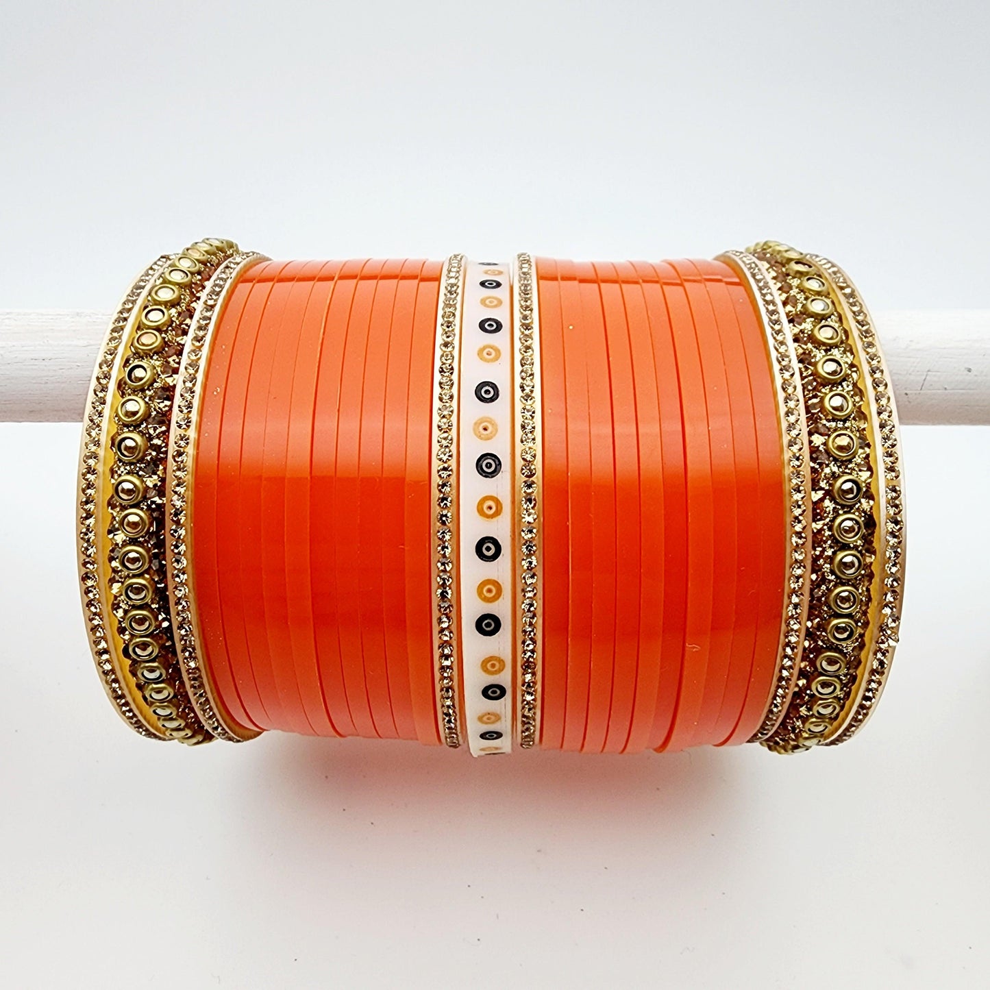Load image into Gallery viewer, Aash Bridal Bangle Set Indian Bangles , South Asian Bangles , Pakistani Bangles , Desi Bangles , Punjabi Bangles , Tamil Bangles , Indian Jewelry
