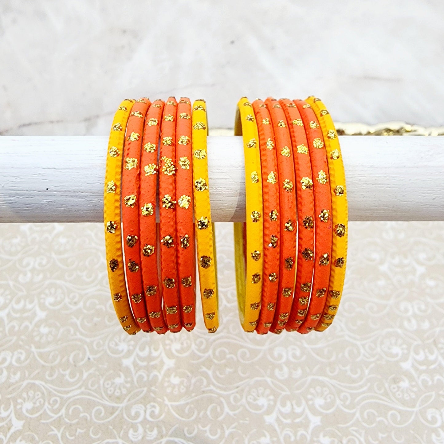 Load image into Gallery viewer, Gianna Kids Bangle Set Indian Bangles , South Asian Bangles , Pakistani Bangles , Desi Bangles , Punjabi Bangles , Tamil Bangles , Indian Jewelry
