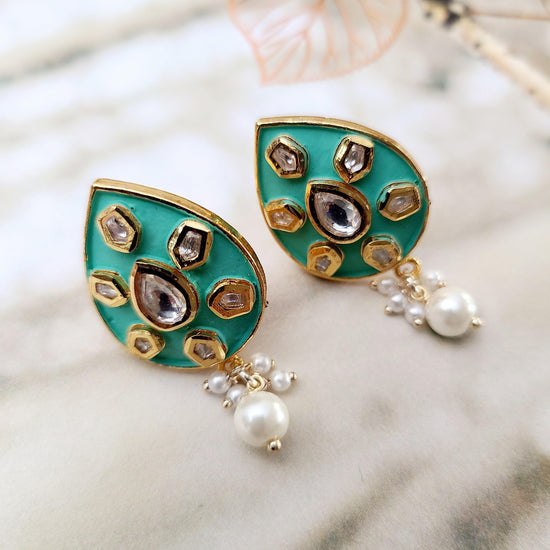 Load image into Gallery viewer, Sarina Earrings Indian Earrings , South Asian Earrings , Pakistani Earrings , Desi Earrings , Punjabi Earrings , Tamil Earrings , Indian Jewelry
