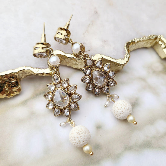 Indian Earrings , South Asian Earrings , Pakistani Earrings , Desi Earrings , Punjabi Earrings , Tamil Earrings